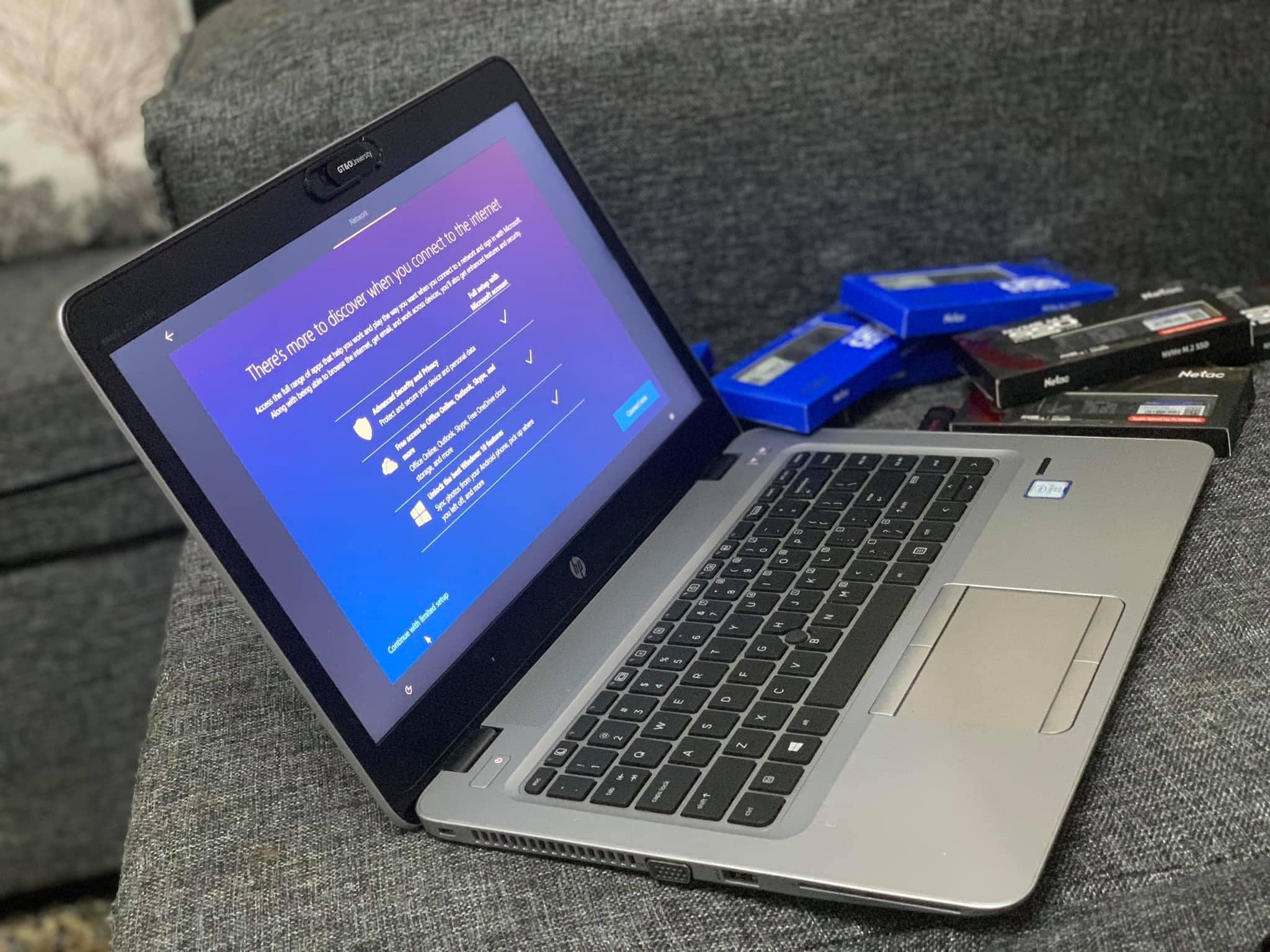 Hp Elitebook 840 G3 Intel Core i5 6th Gen 8GB RAM 256GB SSD 14 Inches FHD Display