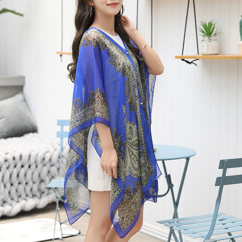 New summer sun protection clothing for women, with a trendy style and shoulder leakage. Chiffon printed jacket, with a famous ethnic style, paired with a shawl and thin silk scarf