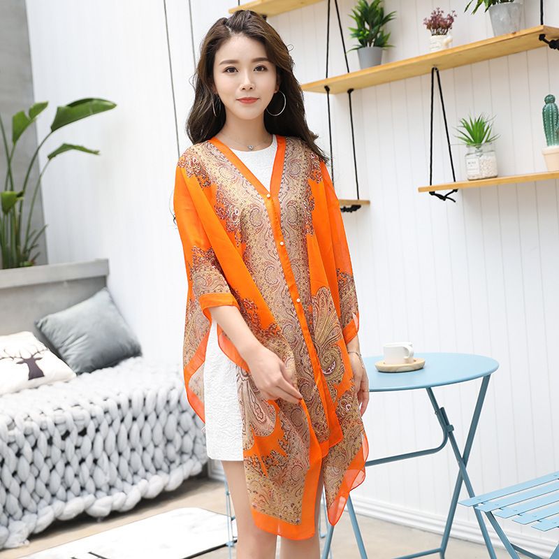 New summer sun protection clothing for women, with a trendy style and shoulder leakage. Chiffon printed jacket, with a famous ethnic style, paired with a shawl and thin silk scarf