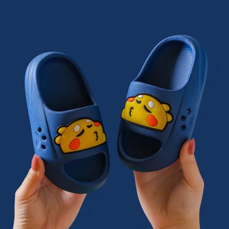 EVA children's slippers cute cartoon boys and girls baby children's bean shoes middle-aged children parent-child cool slippers summer
