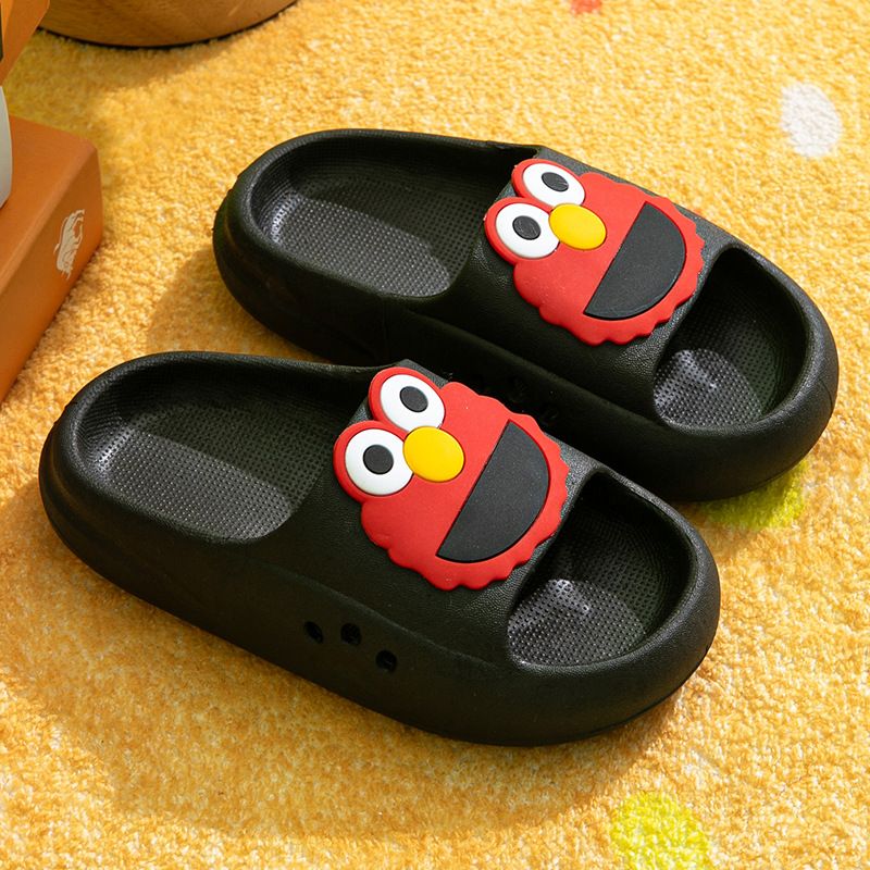 EVA children's slippers cute cartoon boys and girls baby children's bean shoes middle-aged children parent-child cool slippers summer