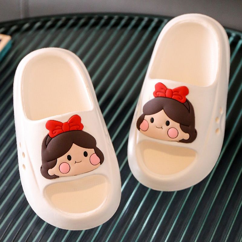 EVA children's slippers cute cartoon boys and girls baby children's bean shoes middle-aged children parent-child cool slippers summer