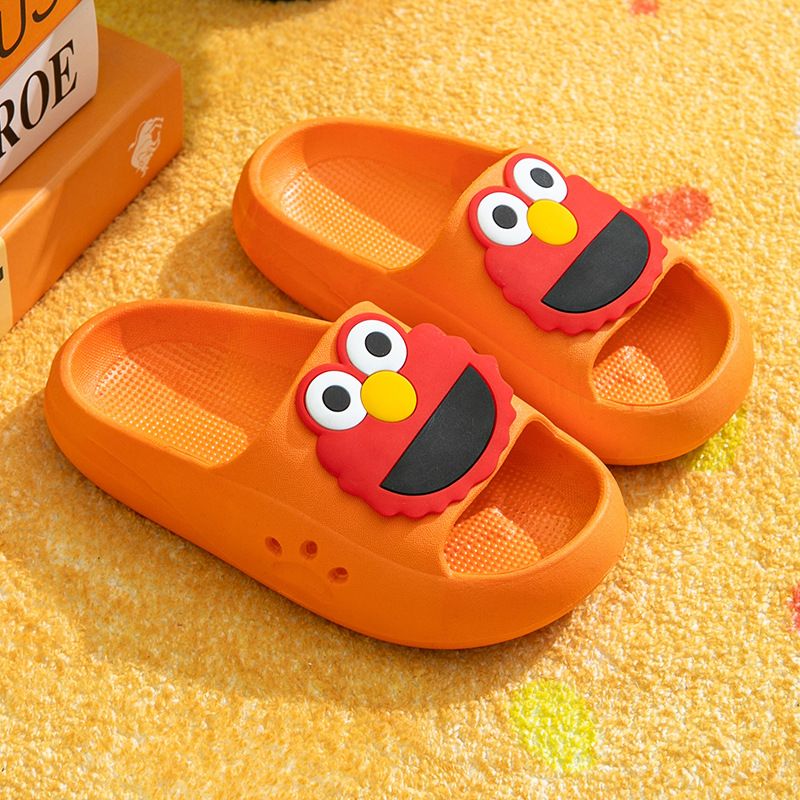 EVA children's slippers cute cartoon boys and girls baby children's bean shoes middle-aged children parent-child cool slippers summer