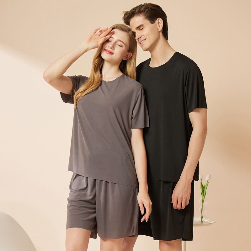 Summer men's and women's ice silk home wear round neck couple seamless short sleeve and shorts set, can be worn as pajamas and pajama pants