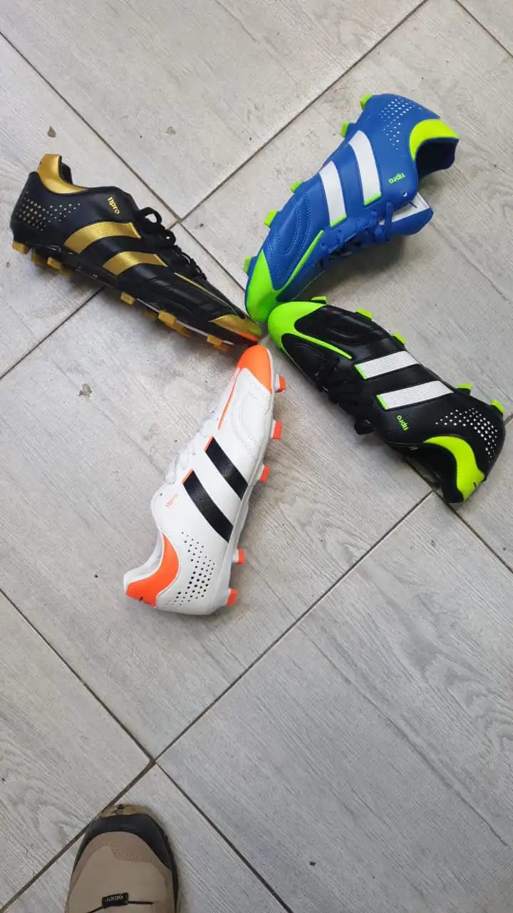 LATEST NEW ARRIVAL ⚡Football/Soccer boots high quality italian 11pro soccer football boot classic🔥🔥 new design Heavy duty football boots❤‍🔥 very classic and cute when wearing🔥🔥