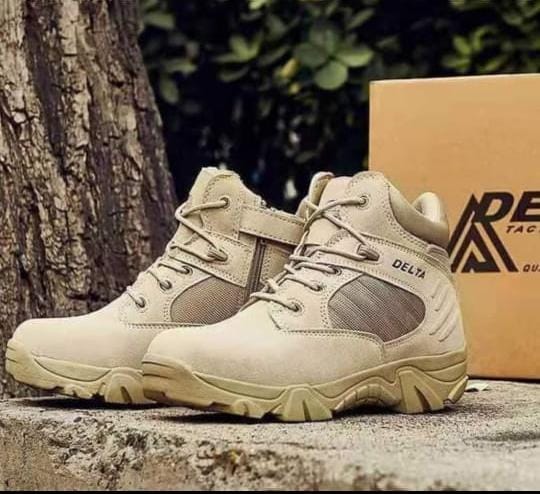 UNISEX MILITARY Delta Combat High Quality Military/soldier leather waterproof Boots Very Cute And Admired