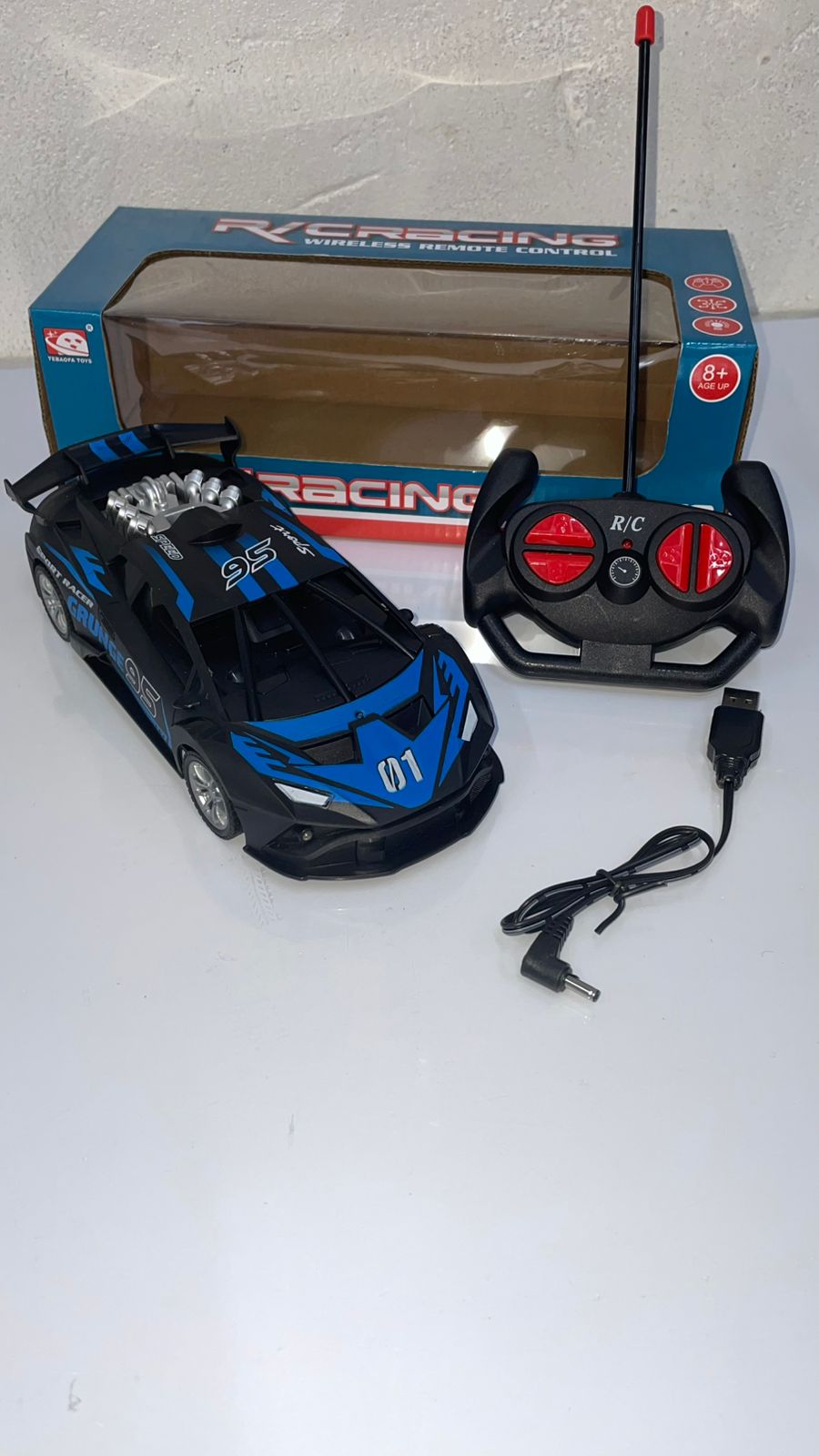 🏎️ RC Racing Car – High-Speed Remote Control Sports Car ⚡🏁 Sleek Design with Green & Black Finish🎮 Easy-to-Use Remote for Smooth Steering & Drifting | 🔋 USB Rechargeable Battery for Long Playtime