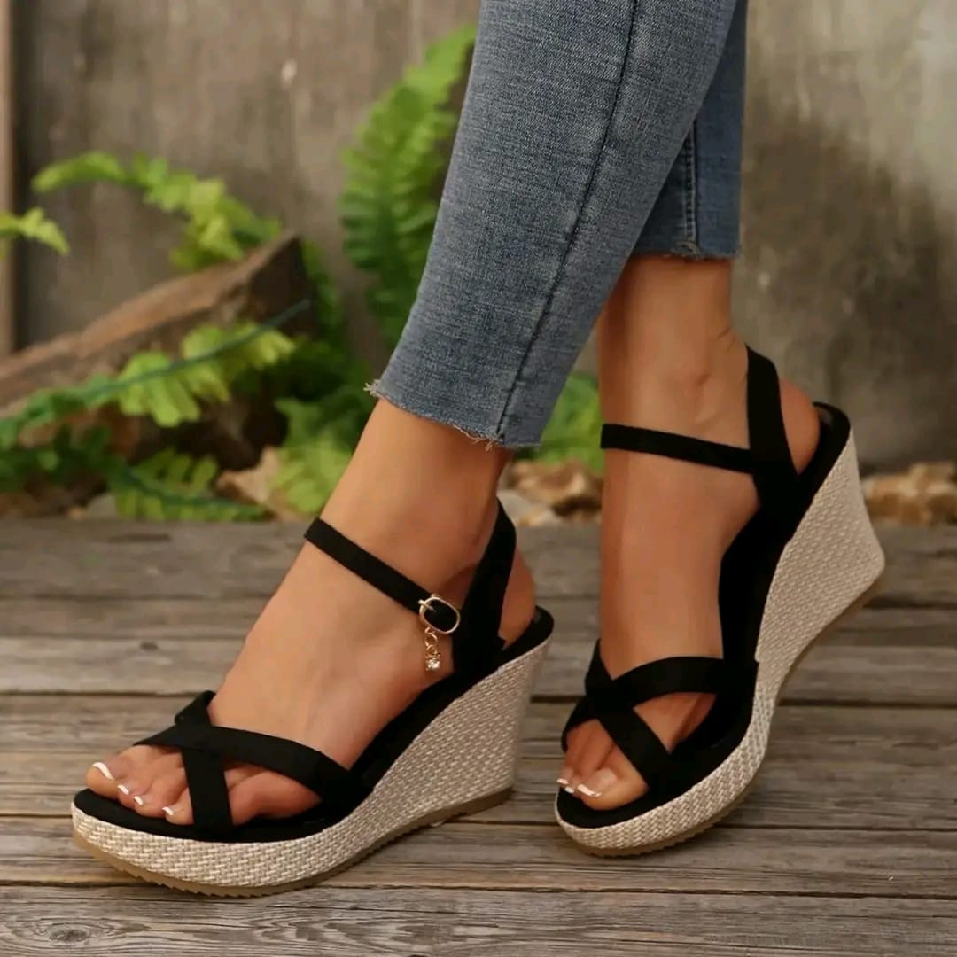 👡 Women’s Elegant Wedge Sandals Step out in style and comfort with these beautiful wedge sandals designed for everyday elegance and confidence✨ ✔ Comfortable Wedge Heel – Provides h
