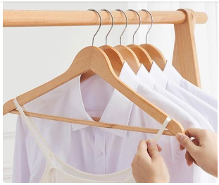 🌟 KILIMALL SPECIAL OFFER 🤩🤩✨
3PCS Premium Wooden Hangers – Elegant, Durable & Stylish!
Upgrade your wardrobe with these brand-new, high-quality wooden hangers, perfect for home and kitchen use.