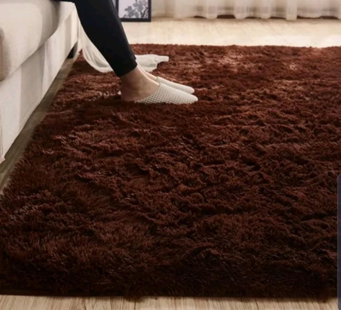 5 by 8 Fluffy Soft  Non- slippery floor carpet rug