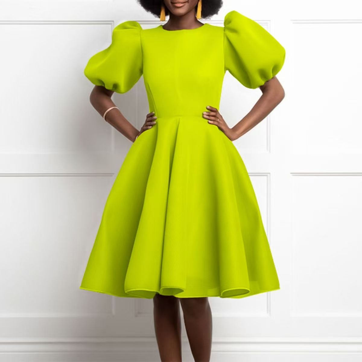 New Design Hot Popular Fashion Solid Bubble Sleeve Dress