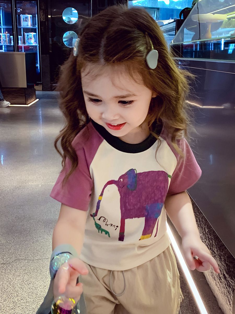Girls' short sleeved T-shirt summer outfit 2025 new loose cartoon top, little girls' stylish children's base shirt