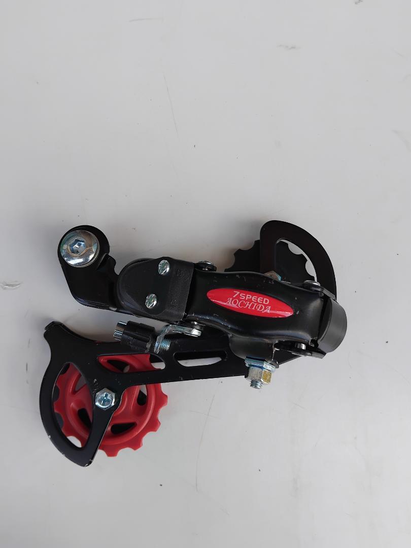 Rear derailleur