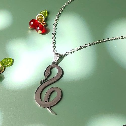 Snake Necklace Stainless Steel - Rangi ya Dhahabu au Fedha | Stylish Kipepeo | For Kenya