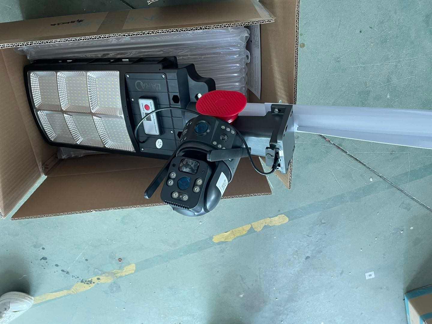 4G Solar Light With CCTV Camera 3IN1. 3IN1 Solar CCTV Camera Light.Solar Street Light With CCTV Camera. Dual CCTV Camera Solar Camera, Street Light. 2 IN 1 Solar CCTV Camera. Solar CCTV Camera IP 65