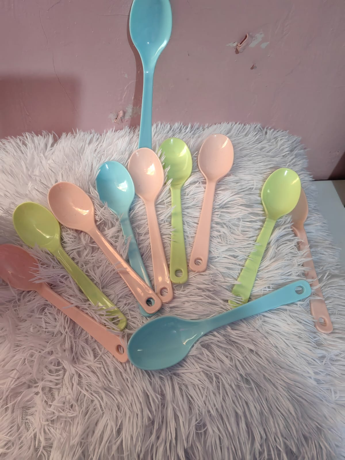 6 PIECES FOOD GRADE HIGH QUALITY BABY SPOONS KIDS PLASTIC SPOONS, REUSABLE TODDLER UTENSILS KIDS WITH BRIGHT COLORS, IDEAL FOR TRAVEL SCHOOL LUNCH BOX OR CAMPING, BPA FREE KIDS UTENSILS