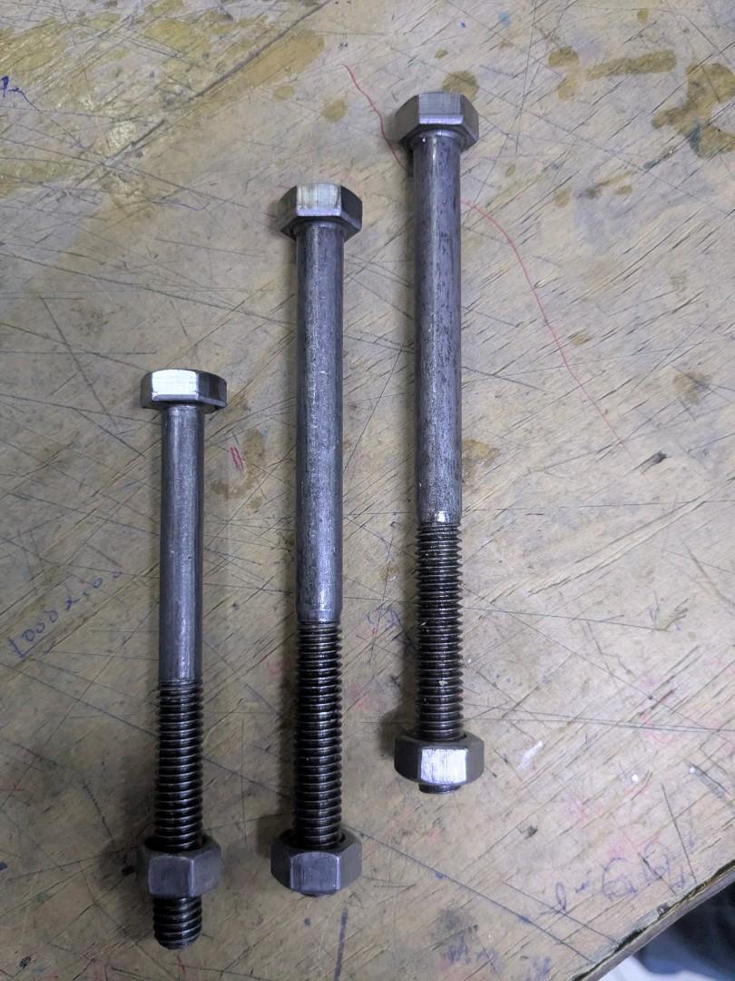 🔩 4-Piece Heavy-Duty Bed Bolts, Nuts & Washers Set – Steel Hex Head Fasteners