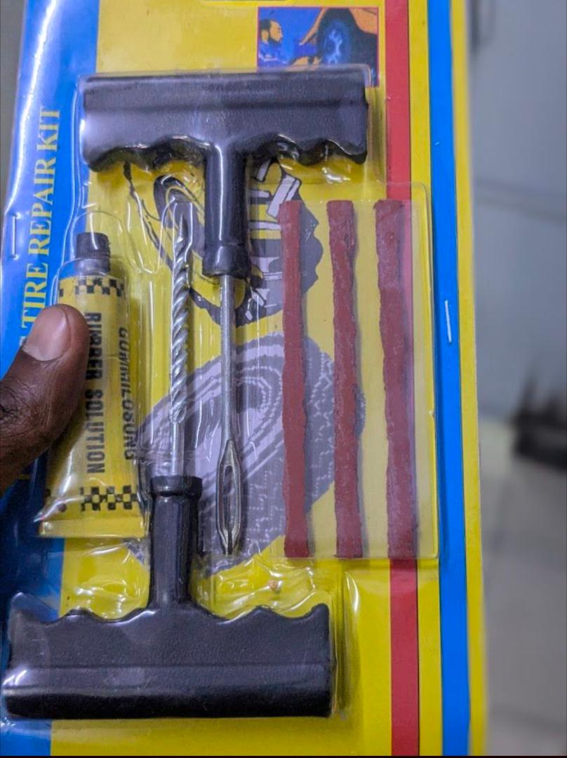 11pcs Tubeless Tyre Tire Emergency Puncture Repair Kit Patch Car, Motorcycle, and Electric Scooter Tire Patch Exterior Puncture Tool with Rubber Solution Glue