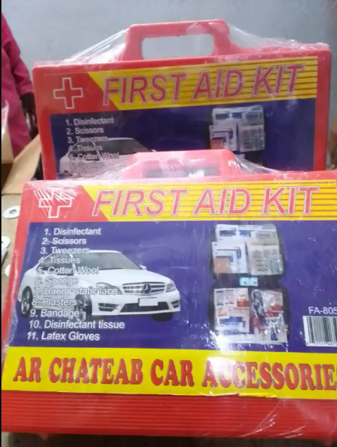 Car Emergency Safety Kit – First Aid Kit, Fire Extinguisher & Warning Triangle