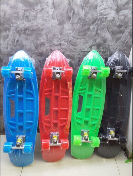 Graphic fish Shape Skate Board✅Rubber wheels✅Wheels with lights✅Long Board 70cm long designed for smooth cruising and eye-catching looks