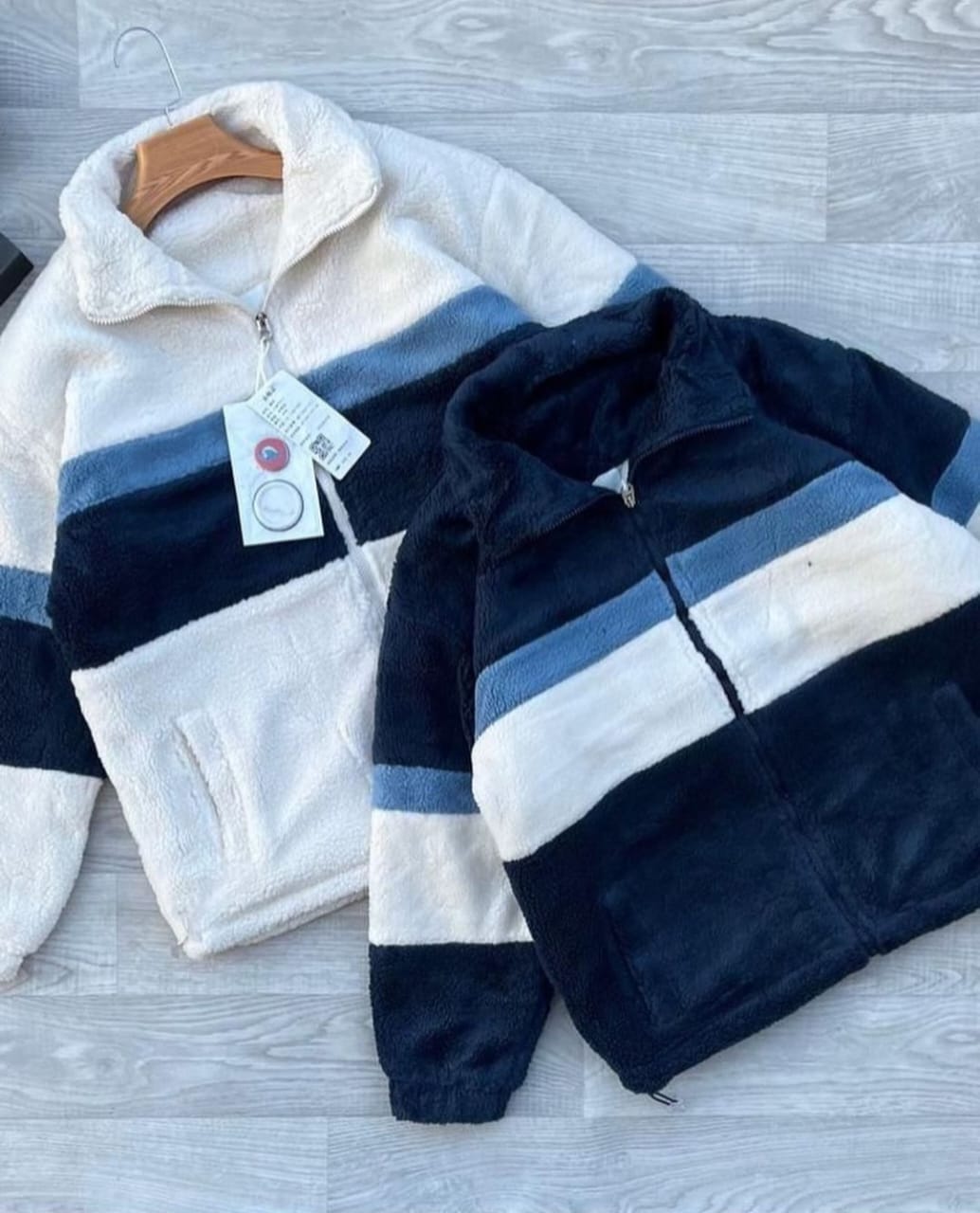 men’s bomber jacket, stylish bomber coat, lightweight bomber jacket, casual men’s jacket, trendy bomber outerwear, warm bomber jacket, fitted men’s jacket, cool streetwear jacket, windbreaker bomber,