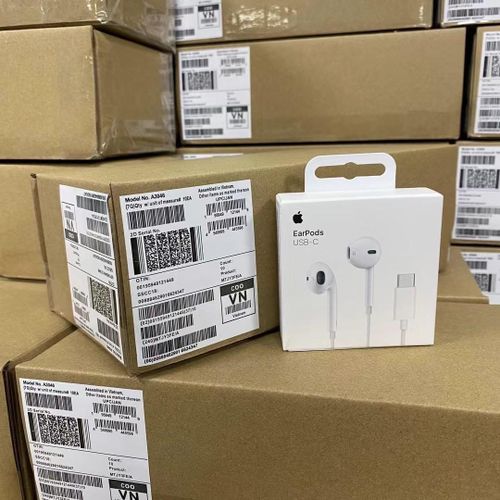 Apple iPhone 17 Type C Earphones In-Ear Wired Headphone Mic & Volume Control Earbuds