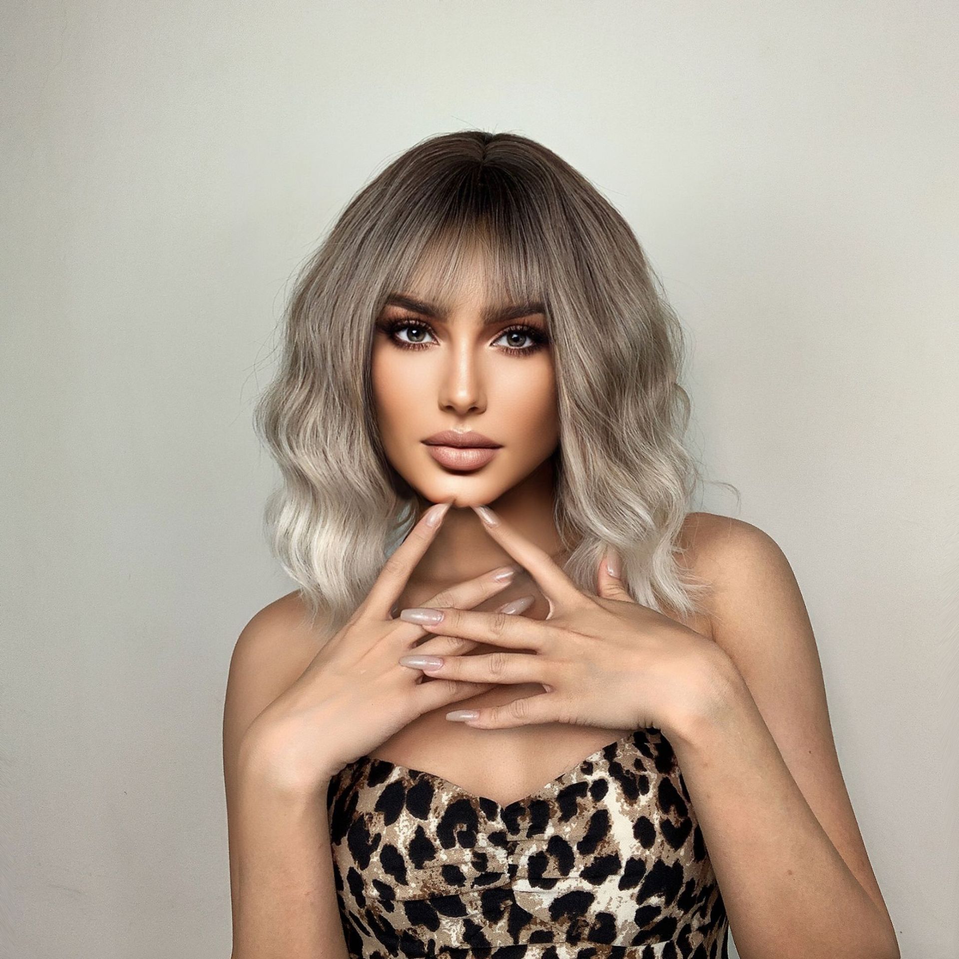 Natural Wavy Pastel Pink Wig Colorful Wigs With Air Bangs Short Bob Wigs Women's Shoulder Length Wigs Curly Wavy Synthetic Cosplay Wig Bob Wig for Girls