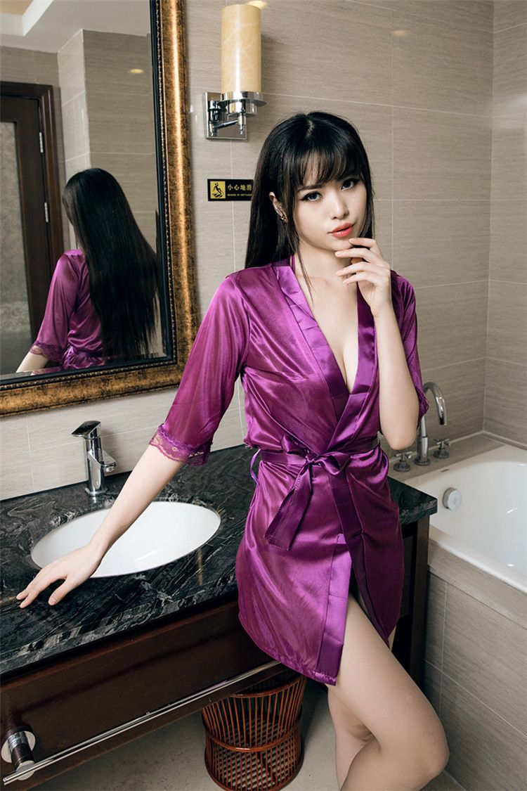 Women's Short Kimono Robe Silky Satin Bathrobe Bride Bridesmaids Getting Ready Sleepwear Soft Nightgown Silk Robe Short Satin Bathrobe Lightweight Wedding Robes Loungewear Robe Dressing Gown