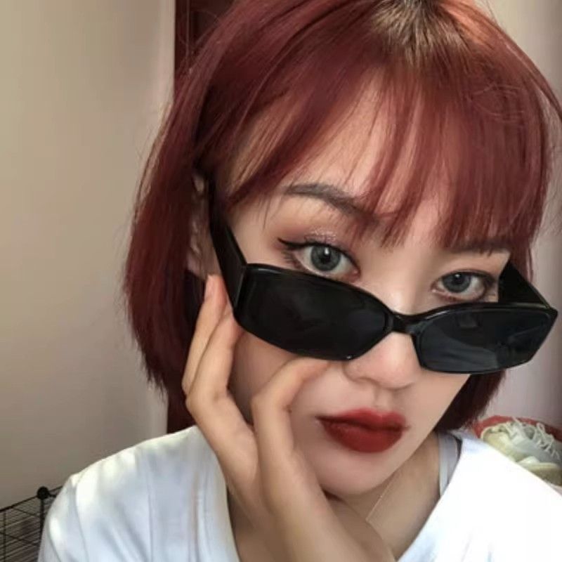 Women's Polarized Rectangle Sunglasses for Women Men Trendy Y2k Retro Driving Glasses 90's Vintage Fashion UV400 Protection Cool Narrow Square Frame