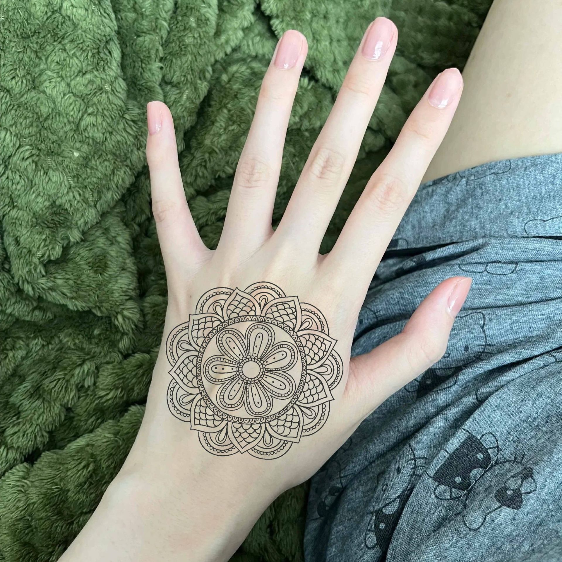 Temporary Tattoos For Women Girls, Waterproof Fake Tattoos Temporary Elephant Ganesha Lace Tattoo Kits, Lotus Mandala Flower Henna Tatoo Sticker Mandala Moon Neck Chest Arm Butterfly Party Favor