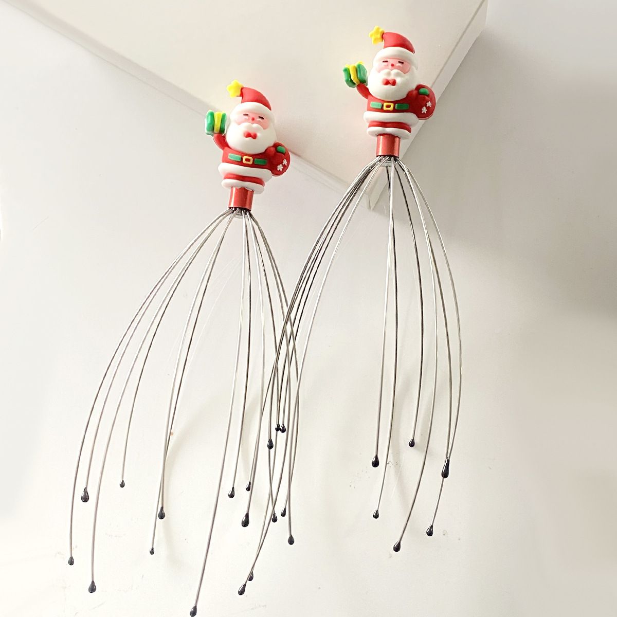 Scalp Massagers, Multi Fingers Hand-held Massage Tingle, Head Massagers Scalp Scratcher Head Scratcher Stress Relax for Deep Hair Stimulation, Stress Relief and Hair Stimulation Christmas Presents