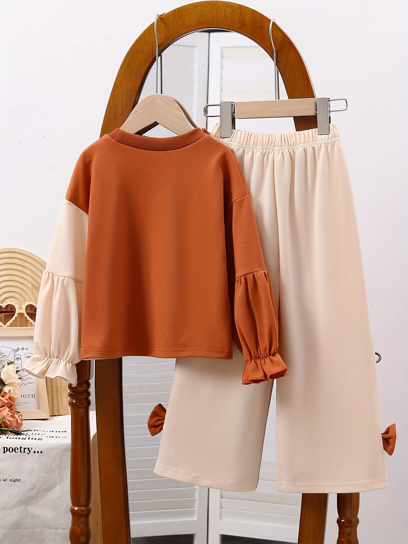 Girls' Clothing Children's Clothing Long Sleeved Tops Autumn And Winter New Styles Fashionable And High-end Sense Contrasting Hoodie Bow Tie Splicing Loose Round Neck Wide Leg Pants Two-piece Set