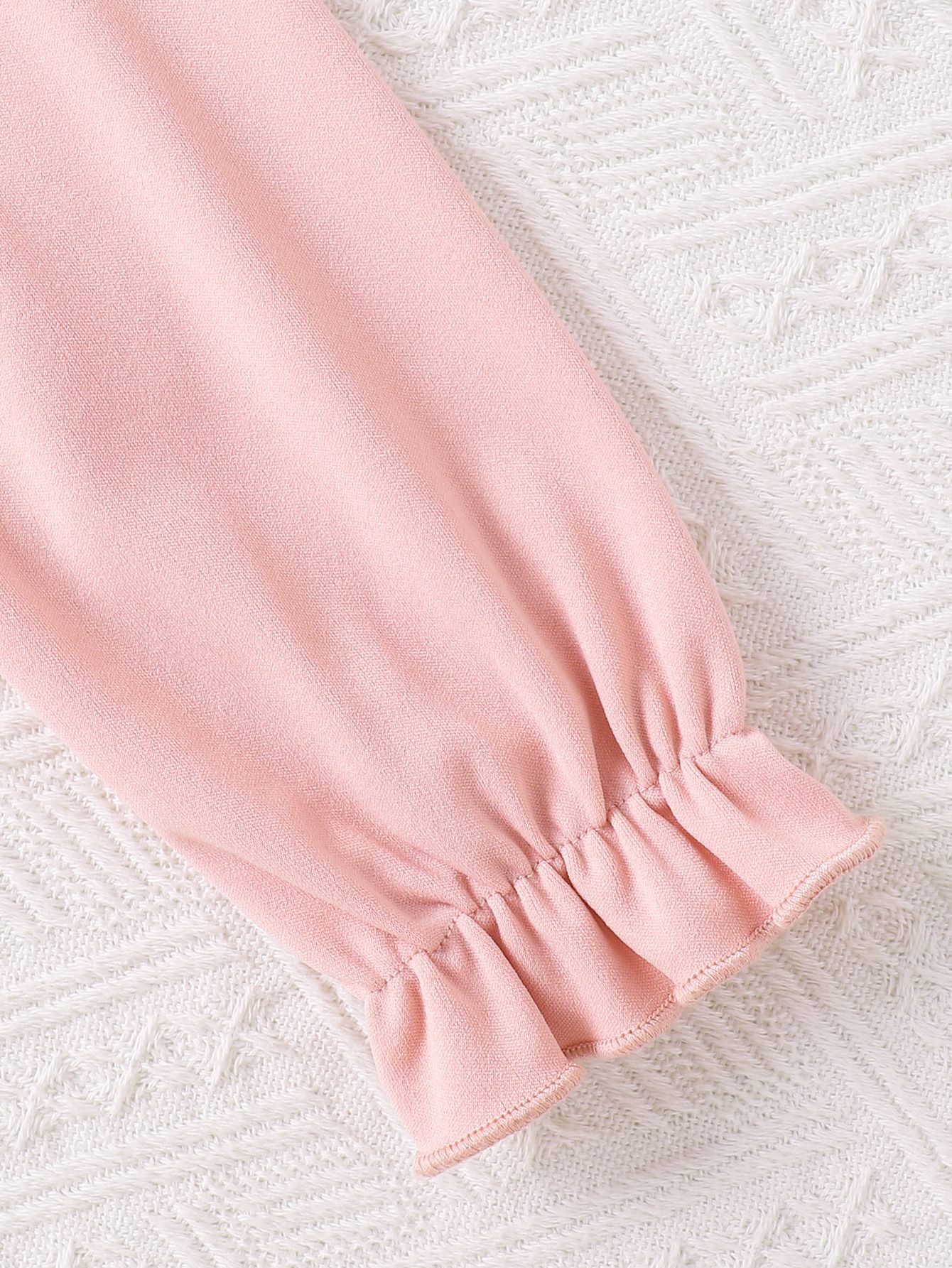 Girls' Set Round Neck Long Sleeved Pink Hoodie Floral Embroidery Letter Print Casual Sports Pants Two-Piece Children's Clothing Design Sense