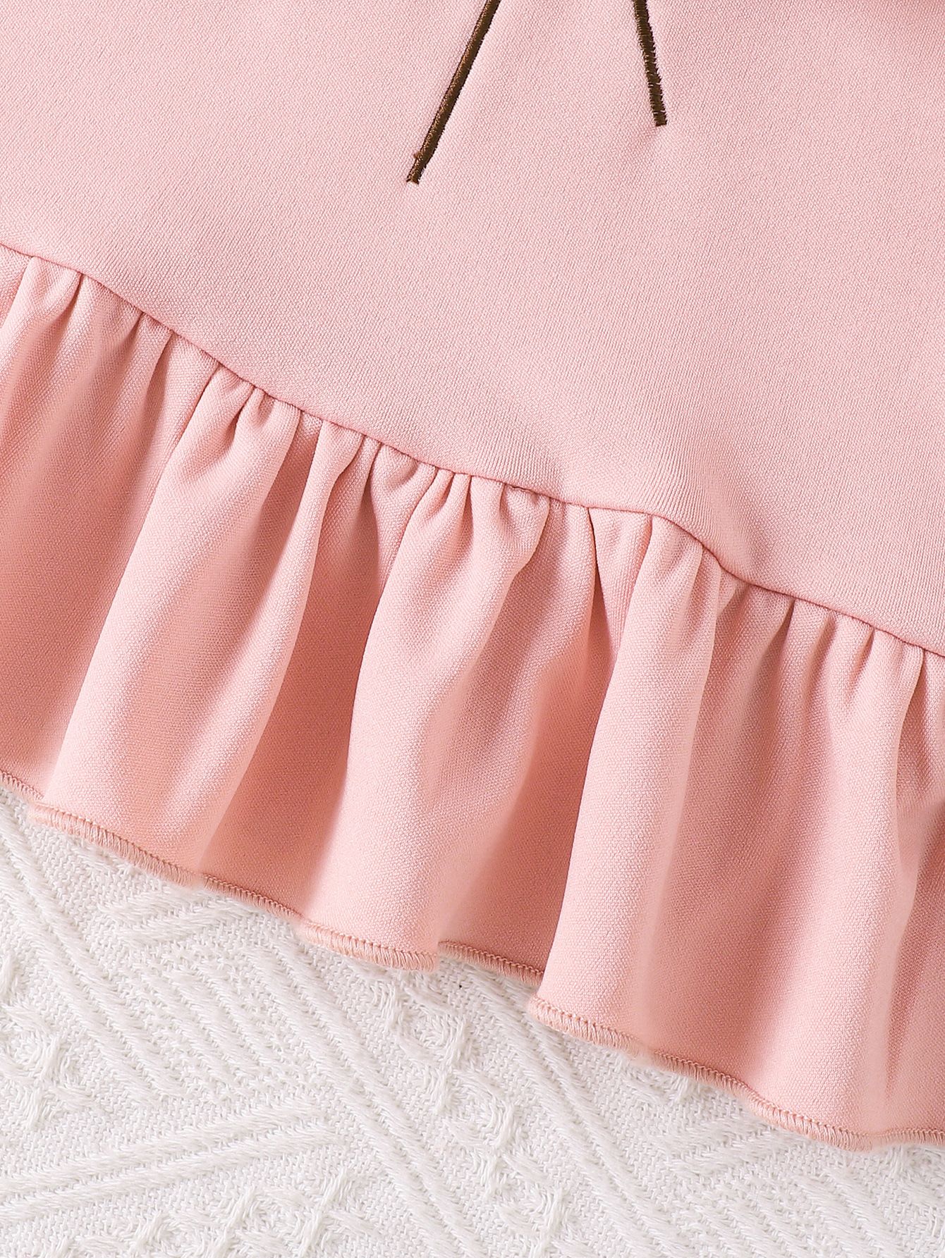 Girls' Set Round Neck Long Sleeved Pink Hoodie Floral Embroidery Letter Print Casual Sports Pants Two-Piece Children's Clothing Design Sense