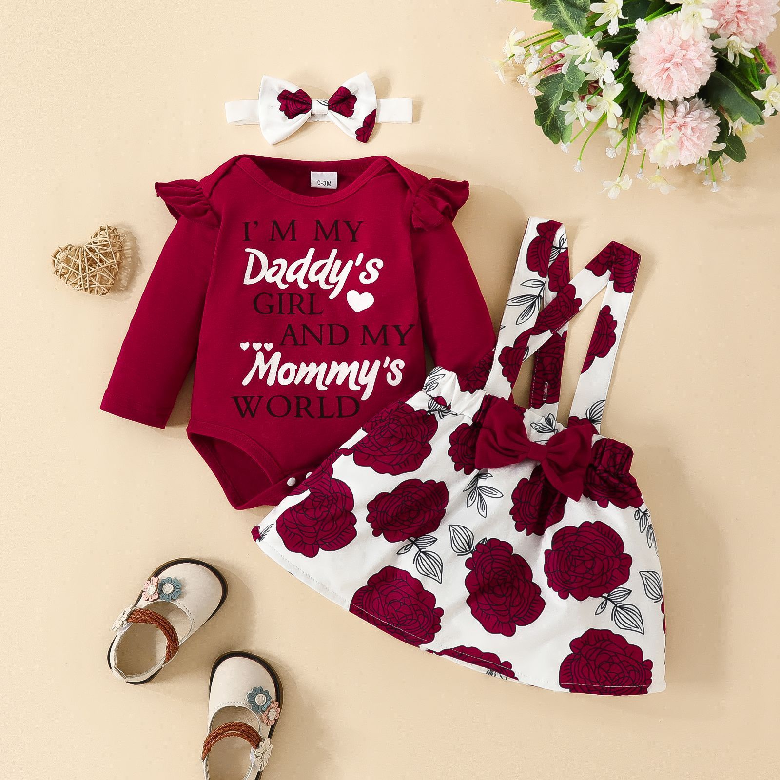Baby Romper Infant Onesies Toddler Jumpsuit With Bow Suspender Skirt Printed Letter Pattern "Mom Dad Baby" Text Breathable Comfortable For 0-18 Months 3 PCS Set