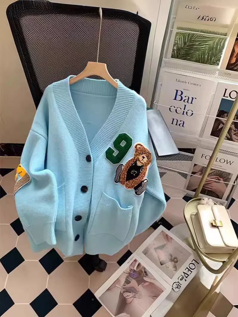 Knitwear Cartoon Bear Sweater Coat Female New Loose College Style Fall/winter Knitted Cardigan V-neck Sweater Cardigan Knitted