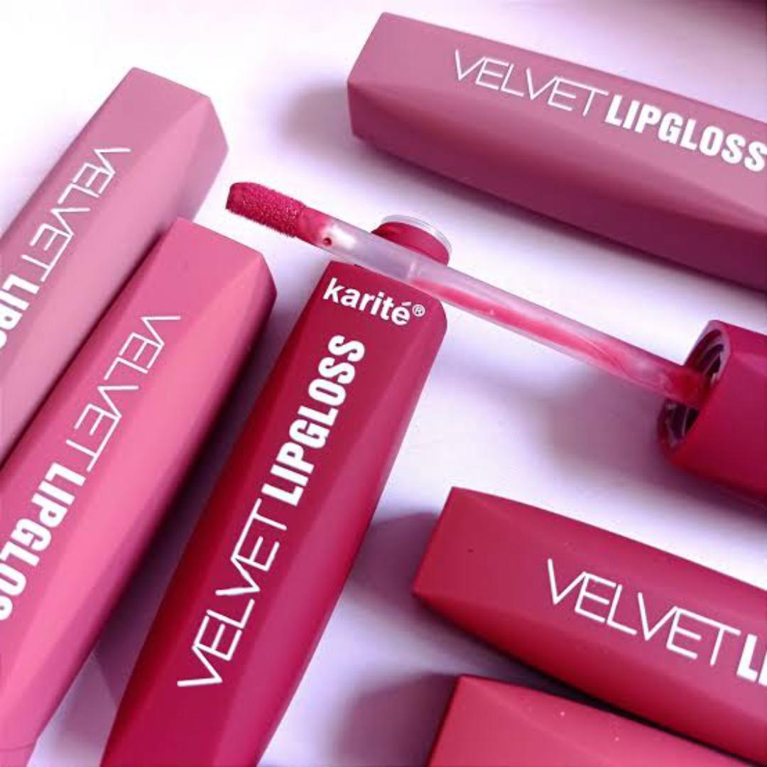 Karite Moisturizing Long Lasting Matte Lip Gloss. Glossy Non Stick Waterproof Lip Gloss that gives a lasting gloss and very Lightweight view 9