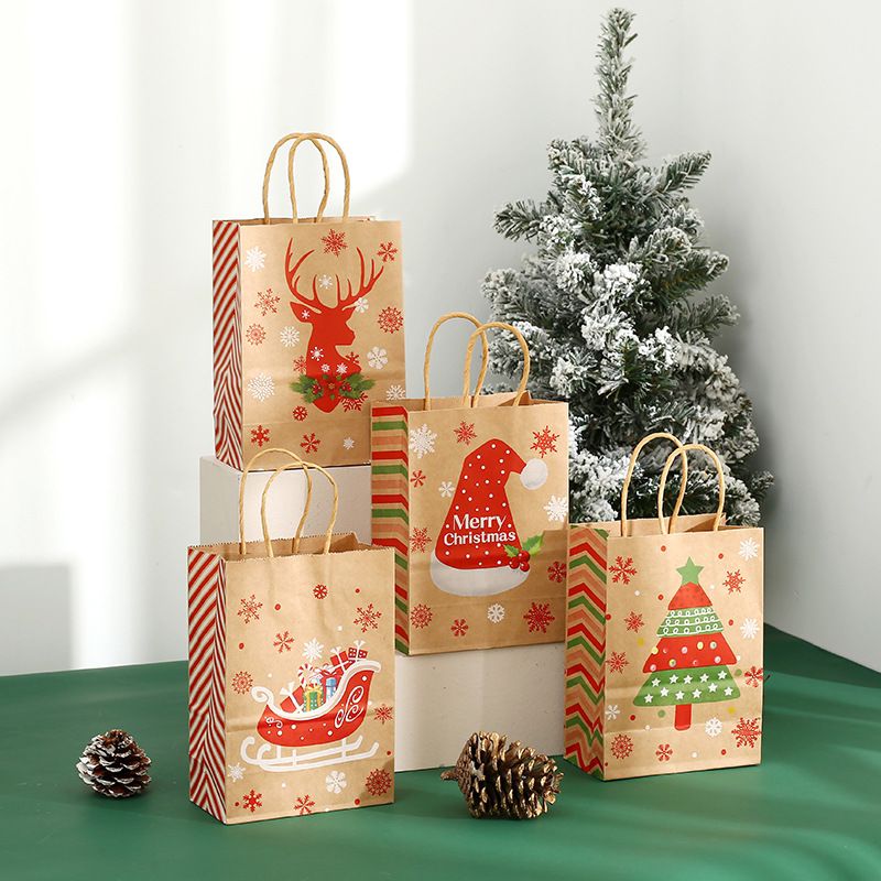Christmas Kraft Paper Gift Bags Xmas Candy Cookies Gift Tote Bag Christmas Decoration for Home Hand Length Handle