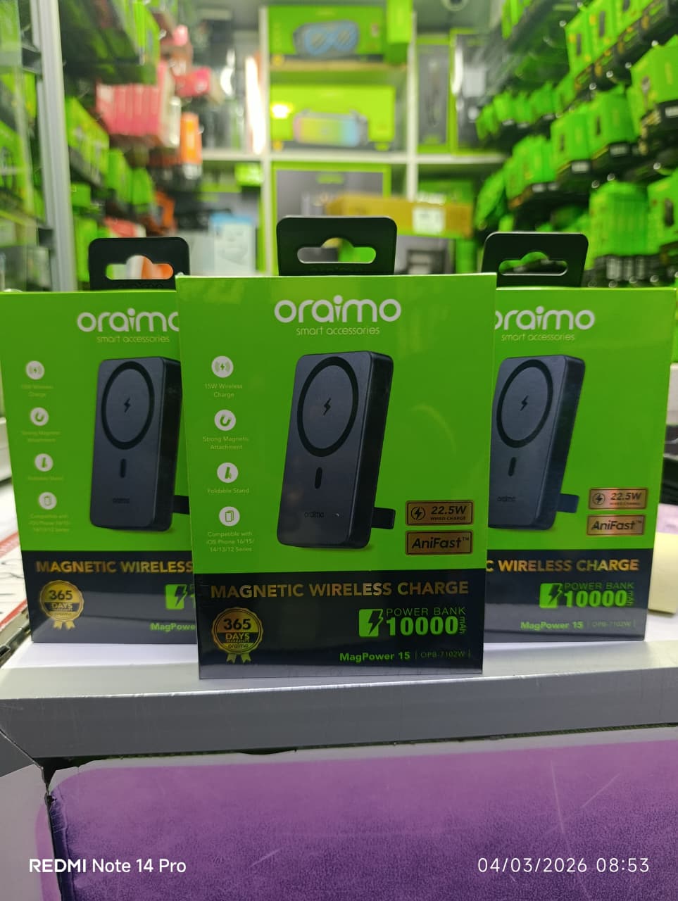 Magpower 15 Magnetic wireless Powerbank 
Oraimo Magpower 15 Magnetic Wireless & Wired Powerbank 10000mAh