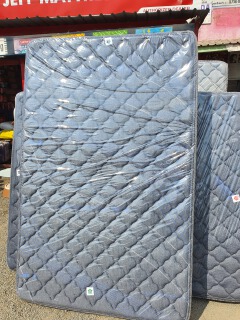 Maharaja open coil spring mattress with pillowtop layers on both sides to enhance comfort and soften your sleeping experience.
Open coil springs system provide balanced body support.
