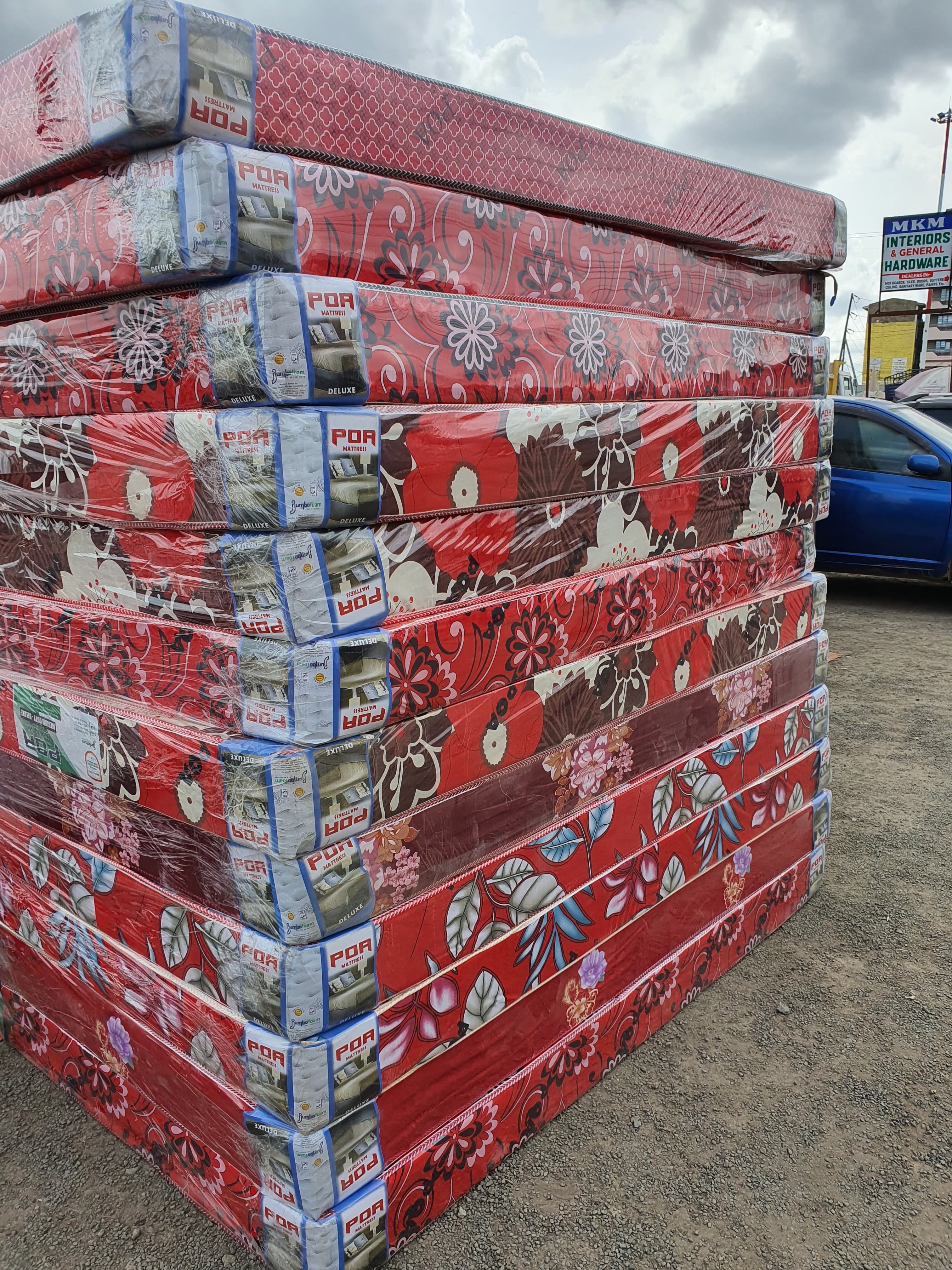 Poa medium duty furnished 6 inches mattress . Grade 9 mattress ,soft and very comfortable mattress