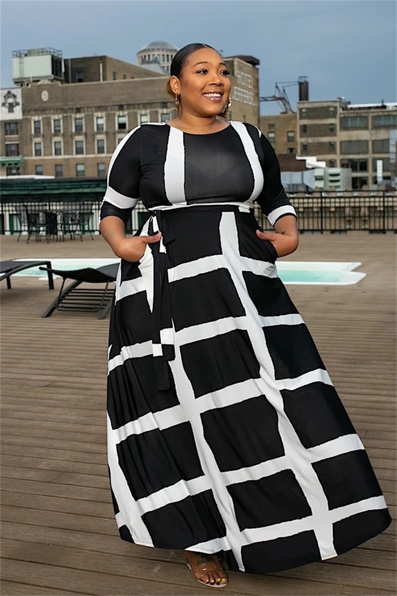 2025ins European and American plus size women's clothing Amazon independent station fashion striped positioning printed half-sleeved dress white xxxxxl