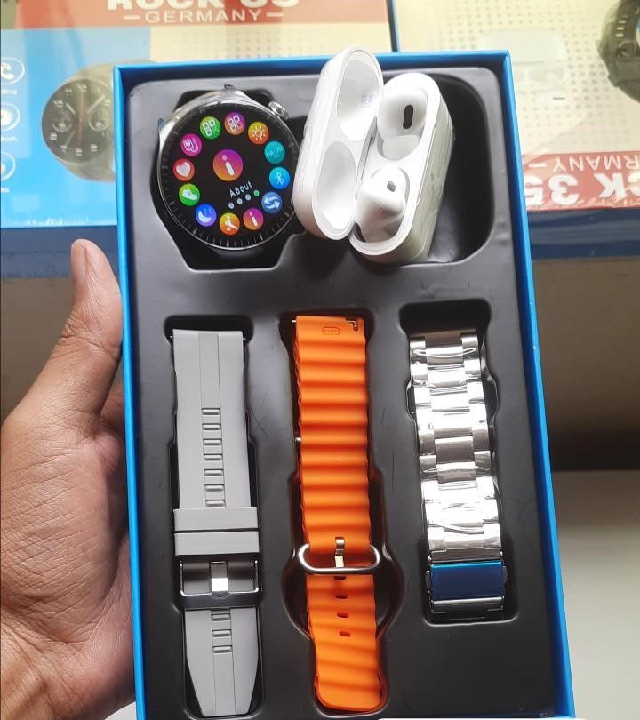 2025 Smart Watch Bluetooth Call Wristwatch ECG+ Earbuds + Three 3 Straps  Fitness monitor Heart Rate Blood Pressure Monitor Tracker Sports Smartwatch Men/Women IP67 Waterproof Smartwatch