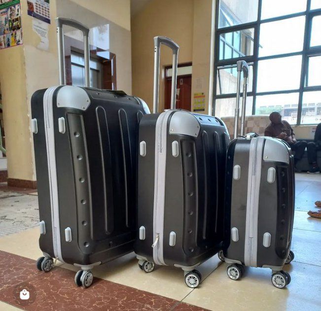 3 in 1 Luxurious Fibre Suitcase Size 26 (Size 4) Travel Suitcase 360 Easy-glide spinner wheels Superior quality