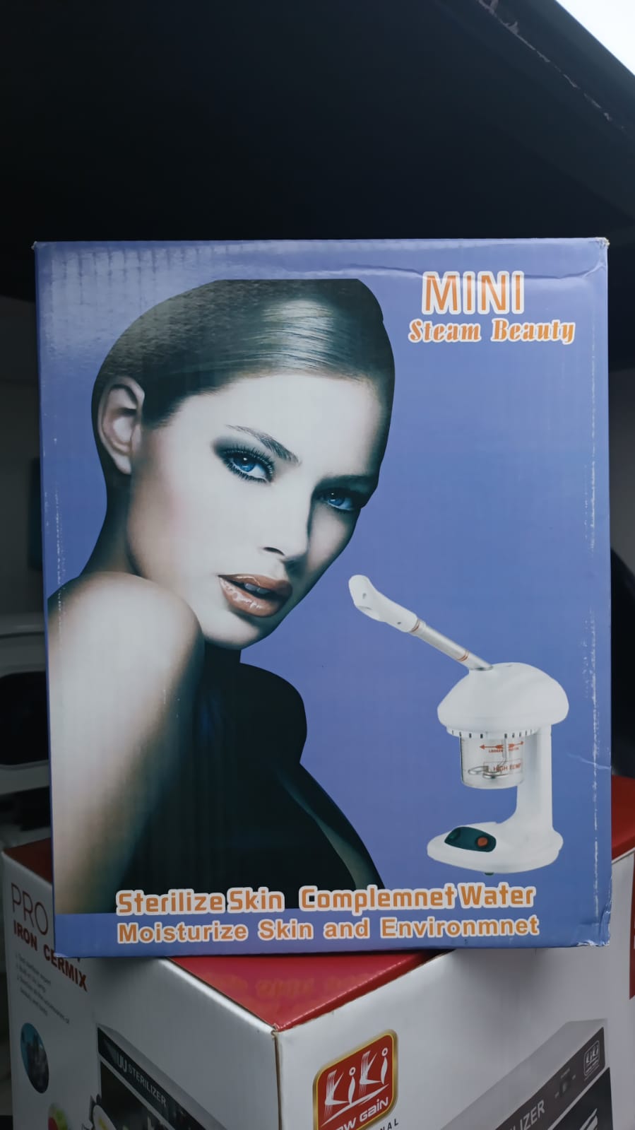 Generic professional quality spa facial steam beauty