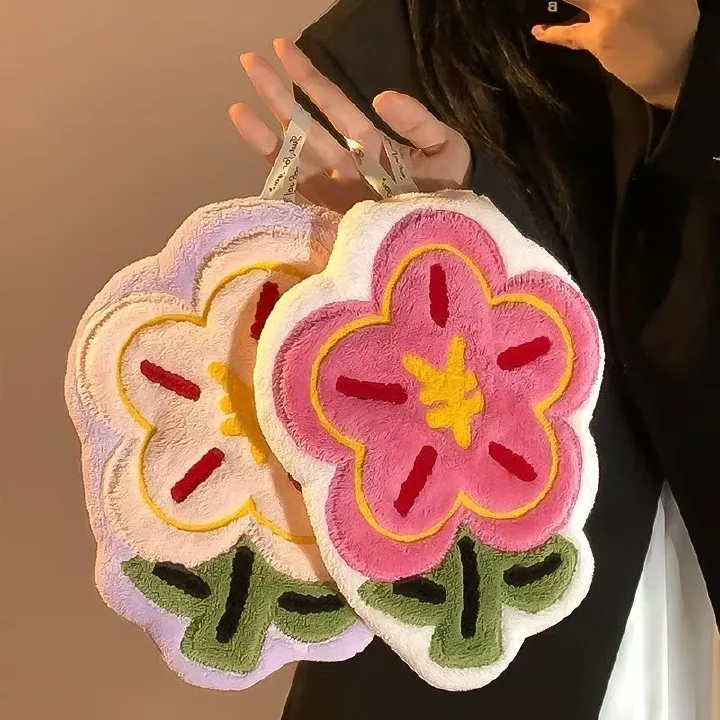3 pcs /set flower cute  Absorbent Cloth Cleaning Cloth Coral Velvet Bathroom Supplies Soft Hand Towel Absorbent Cloth Dishcloths Hanging Cloth