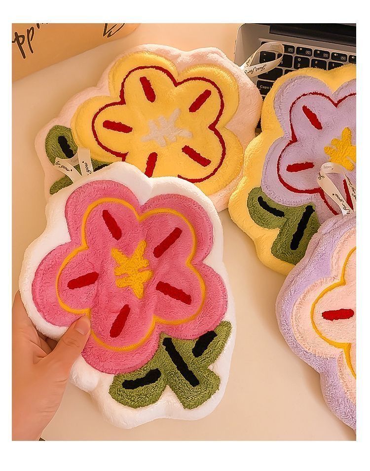 3 pcs /set flower cute  Absorbent Cloth Cleaning Cloth Coral Velvet Bathroom Supplies Soft Hand Towel Absorbent Cloth Dishcloths Hanging Cloth
