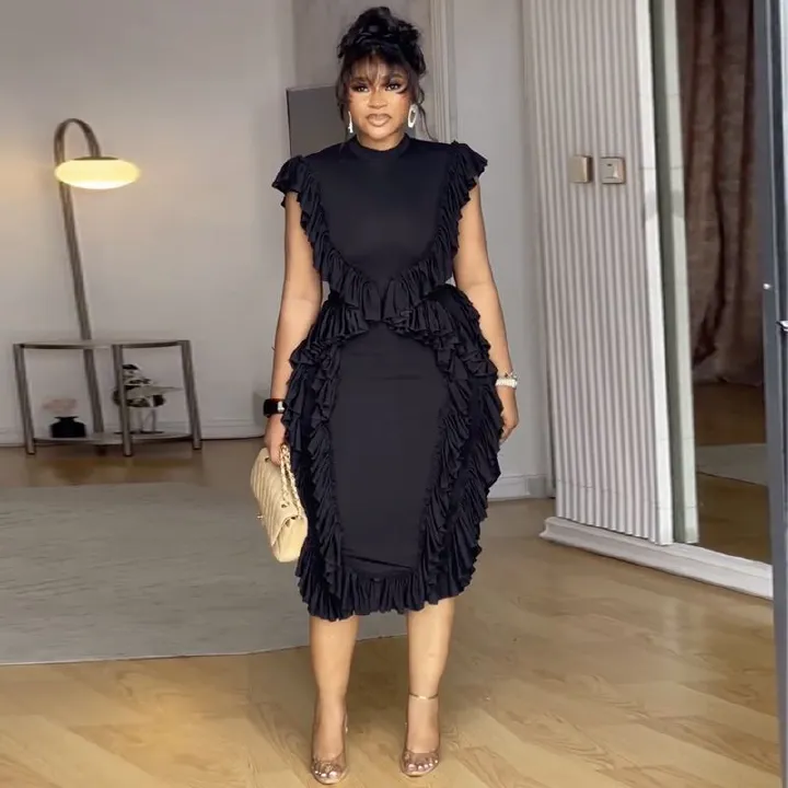 New Product Selection Spot European and American Cross border Women's Clothing 2025 Summer New Fashion Lotus Leaf Lace Waist Collection Solid Color Hip Wrapping Dress