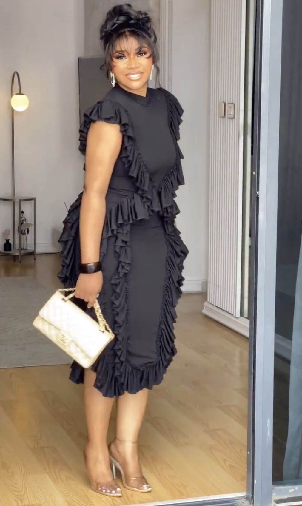 New Product Selection Spot European and American Cross border Women's Clothing 2025 Summer New Fashion Lotus Leaf Lace Waist Collection Solid Color Hip Wrapping Dress