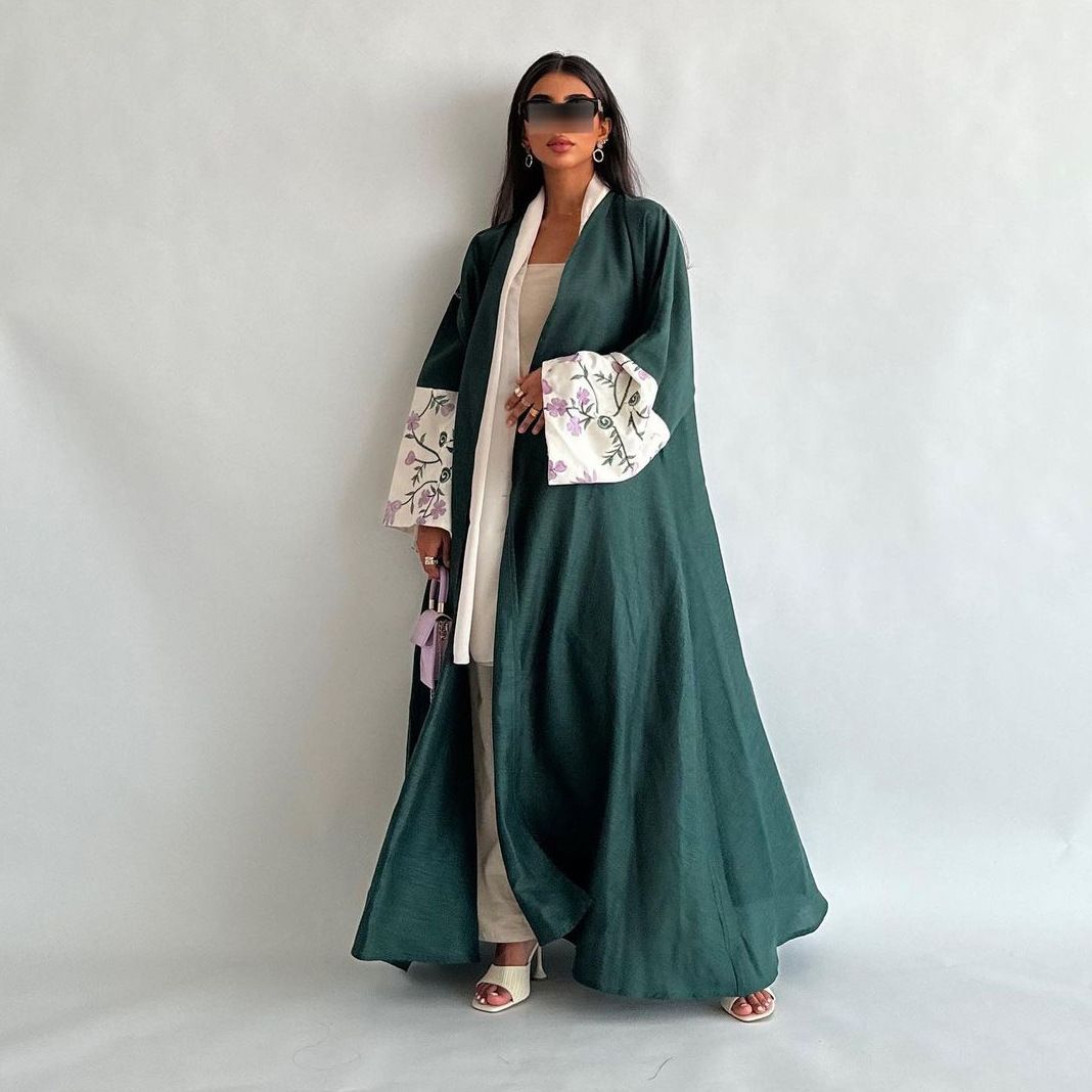New Product Selection MQ136 Dubai Middle East Cardigan Robe Embroidered Abaya Muslim European and American Loose Coat Fashion Women's Wear